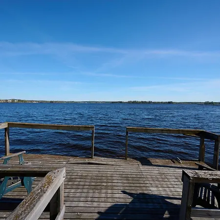 Liekorannan Majatalo- Kodinomaista Rautatieasemaa Vastapaeaetae Sastamala