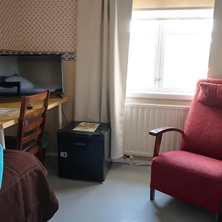 Liekorannan Majatalo- Kodinomaista Majoitusta Rautatieasemaa Vastapaeaetae Inn *