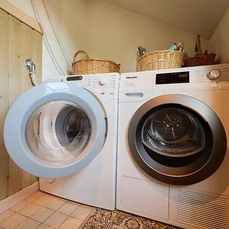 Liekorannan Majatalo- Kodinomaista Rautatieasemaa Vastapaeaetae