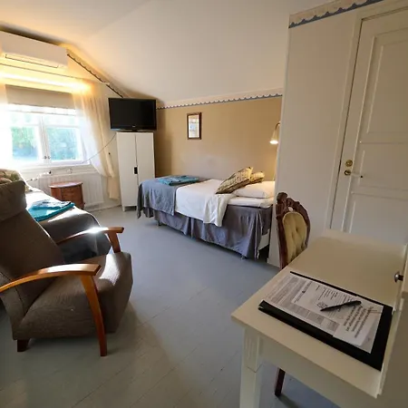 Πανδοχείο Liekorannan Majatalo- Kodinomaista Rautatieasemaa Vastapaeaetae