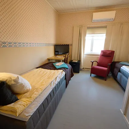 Inn Liekorannan Majatalo- Kodinomaista Majoitusta Rautatieasemaa Vastapaeaetae Sastamala