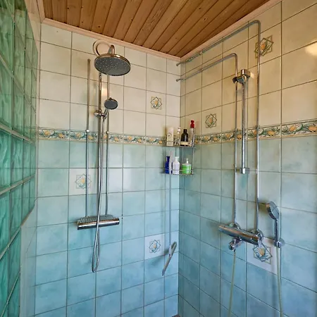 Liekorannan Majatalo- Kodinomaista Rautatieasemaa Vastapaeaetae * Sastamala